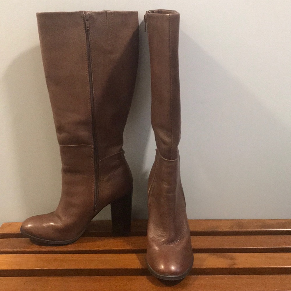 Leather Heeled boots